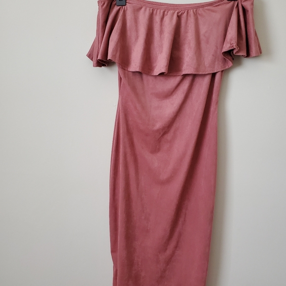 Dress - Picture 1 of 1